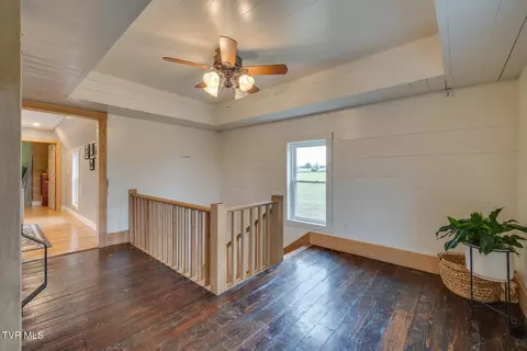 Entry Way - 725 Reece Road Chuckey Tn 37641, Chuckey, TN 37641 photo 1 of 3