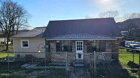 220 NE North Street Coeburn Va 24230, Coeburn, VA 24230