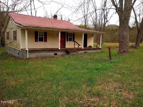 632 S Burtons Ford Road Castlewood Va 24224, Castlewood, VA 24224