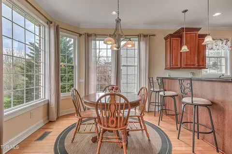 Dining - 1005 Willows Trace Drive Johnson City Tn 37601, Johnson City, TN 37601 photo 6 of 8