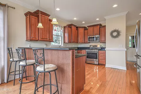Kitchen - 1005 Willows Trace Drive Johnson City Tn 37601, Johnson City, TN 37601 photo 1 of 9