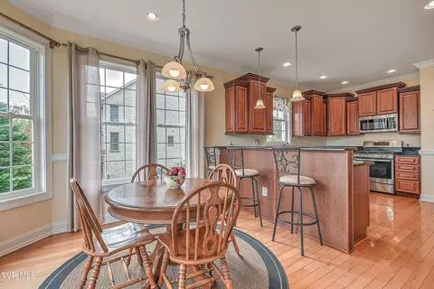 Dining - 1005 Willows Trace Drive Johnson City Tn 37601, Johnson City, TN 37601 photo 7 of 8