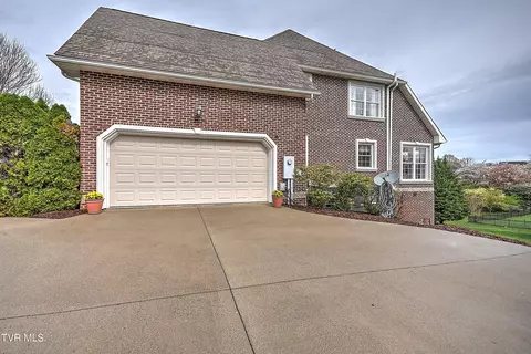 Exterior - 1005 Willows Trace Drive Johnson City Tn 37601, Johnson City, TN 37601 photo 13 of 23