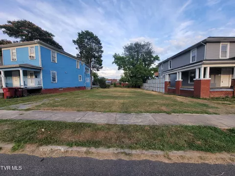307 W West Watauga Avenue Johnson City Tn 37604, Johnson City, TN 37604