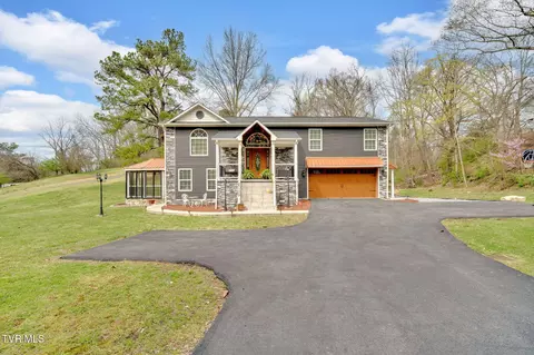 2100 Longreen Road Kingsport Tn 37660, Kingsport, TN 37660