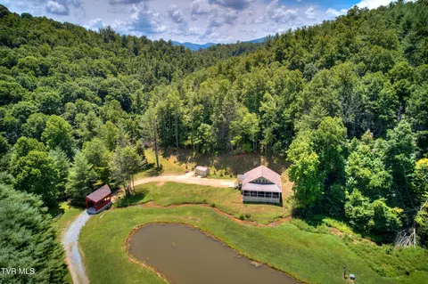 Other - 565 Piney Grove Road Hampton Tn 37658, Hampton, TN 37658 photo 14 of 18