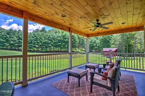 Exterior - 565 Piney Grove Road Hampton Tn 37658, Hampton, TN 37658 photo 4 of 16