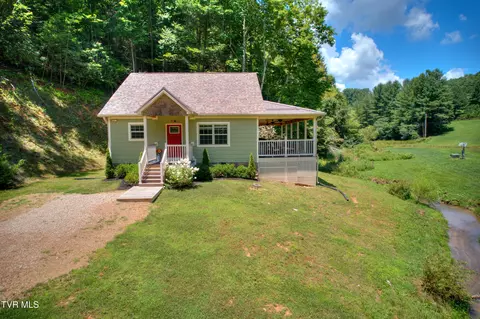 Exterior - 565 Piney Grove Road Hampton Tn 37658, Hampton, TN 37658 photo 9 of 16