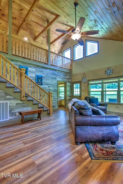 Living - 565 Piney Grove Road Hampton Tn 37658, Hampton, TN 37658 photo 3 of 3