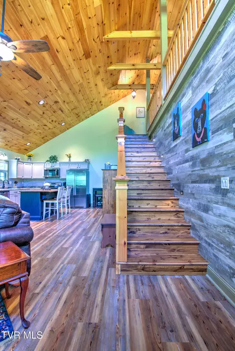 Entry Way - 565 Piney Grove Road Hampton Tn 37658, Hampton, TN 37658 photo 1 of 1
