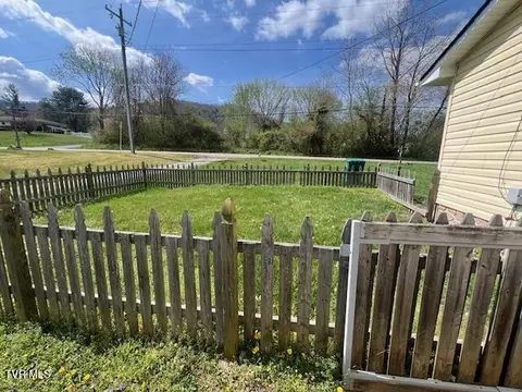 Exterior - 1075 Rock Creek Road Erwin Tn 37650, Erwin, TN 37650 photo 3 of 3
