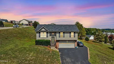 240 Mountain Creek Court Jonesborough Tn 37659, Jonesborough, TN 37659