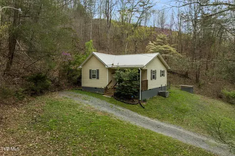715 Slate Hill Road Mooresburg Tn 37811, Mooresburg, TN 37811