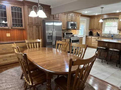 Dining - 648 NE Blanton Avenue Wise Va 24293, Wise, VA 24293 photo 1 of 1