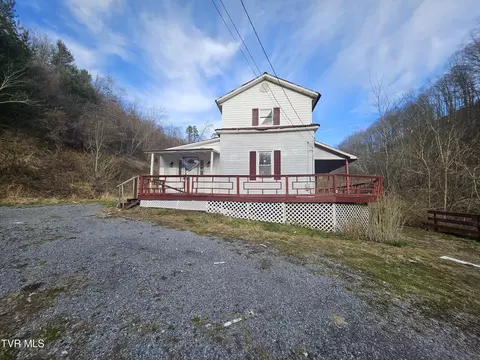 129 Dry Branch Holw Cedar Bluff Va 24609, Cedar Bluff, VA 24609