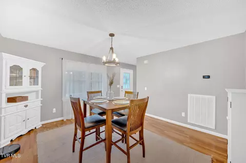 Dining - 127 Hawk Lane Gray Tn 37615, Gray, TN 37615 photo 1 of 1