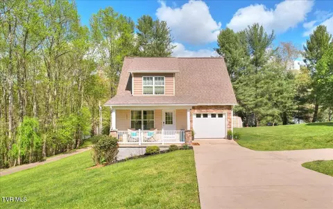 712 Lake Point Drive Piney Flats Tn 37686, Piney Flats, TN 37686