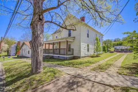 326 Main Street Bluff City Tn 37618, Bluff City, TN 37618