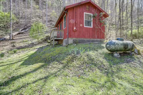 Exterior - 869 Tumbling Creek Road Erwin Tn 37650, Erwin, TN 37650 photo 12 of 23