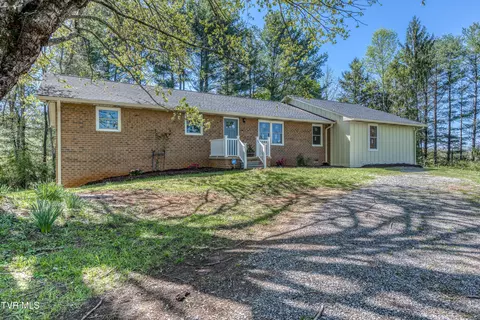 677 Summit Drive Jonesborough Tn 37659, Jonesborough, TN 37659