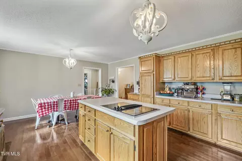Kitchen - 506 Old Stage Road Erwin Tn 37650, Erwin, TN 37650 photo 2 of 3