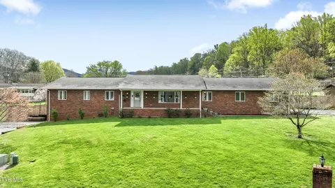 506 Old Stage Road Erwin Tn 37650, Erwin, TN 37650