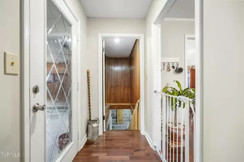 Entry Way - 506 Old Stage Road Erwin Tn 37650, Erwin, TN 37650 photo 5 of 5