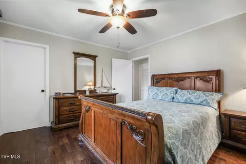 Bedroom - 506 Old Stage Road Erwin Tn 37650, Erwin, TN 37650 photo 2 of 7