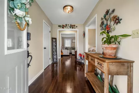 Entry Way - 506 Old Stage Road Erwin Tn 37650, Erwin, TN 37650 photo 1 of 5