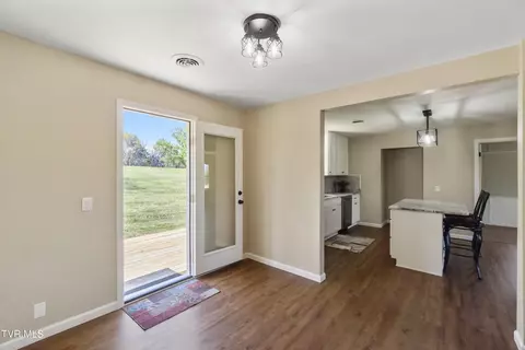 Entry Way - 61 Tiny Lane Greeneville Tn 37743, Greeneville, TN 37743 photo 1 of 1