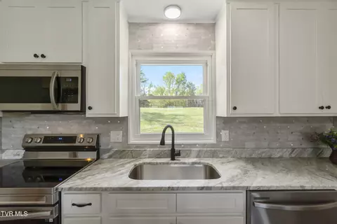 Kitchen - 61 Tiny Lane Greeneville Tn 37743, Greeneville, TN 37743 photo 3 of 3