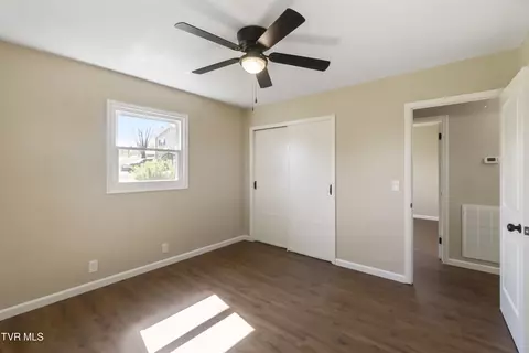 Bedroom - 61 Tiny Lane Greeneville Tn 37743, Greeneville, TN 37743 photo 2 of 3