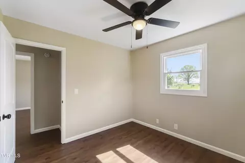 Bedroom - 61 Tiny Lane Greeneville Tn 37743, Greeneville, TN 37743 photo 3 of 3