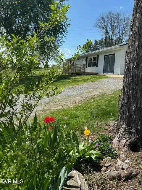 Exterior - 61 Tiny Lane Greeneville Tn 37743, Greeneville, TN 37743 photo 11 of 15