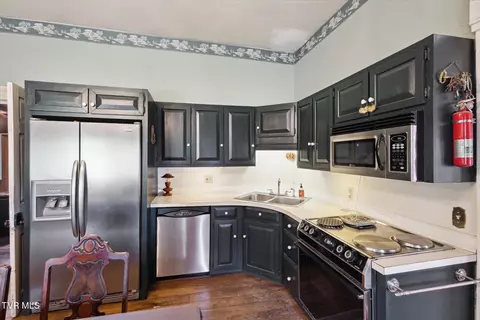 Kitchen - 3118 Old State Route 34 Limestone Tn 37681, Limestone, TN 37681 photo 1 of 2