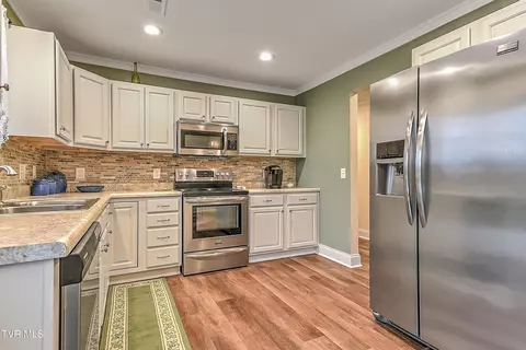 208 Memory Lane Bristol Tn 37620, Bristol, TN 37620 photo 10