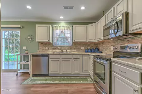 208 Memory Lane Bristol Tn 37620, Bristol, TN 37620 photo 14