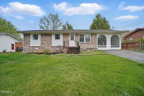 607 Bradley Street Elizabethton Tn 37643, Elizabethton, TN 37643