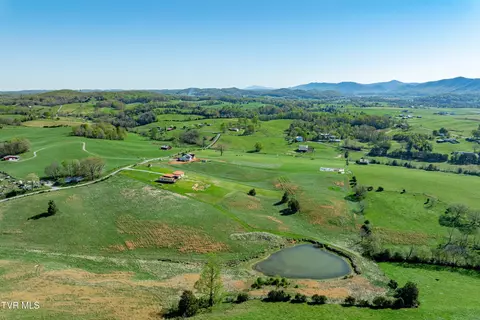 364 Laws Road Limestone Tn 37681, Limestone, TN 37681 photo 9