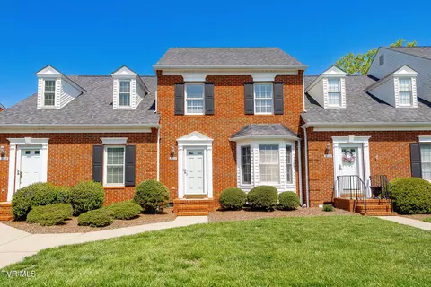 2006 W Manor Court 2006 Kingsport Tn 37660, Kingsport, TN 37660