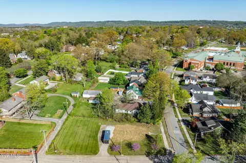 1102 Catawba Street Kingsport Tn 37660, Kingsport, TN 37660