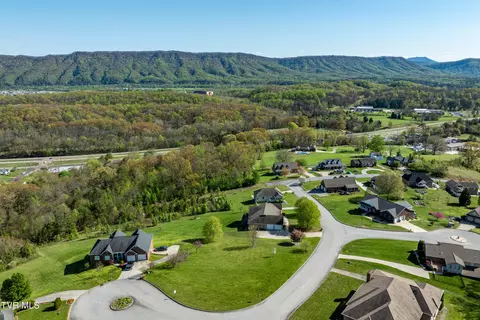 307 Carrie Circle Mount Carmel Tn 37645, Mount Carmel, TN 37645