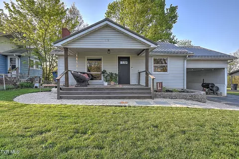318 Bay Street Mount Carmel Tn 37645, Mount Carmel, TN 37645