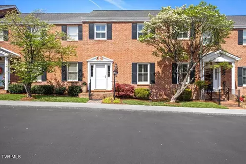 2734 E Oakland Avenue 31c Johnson City Tn 37601, Johnson City, TN 37601