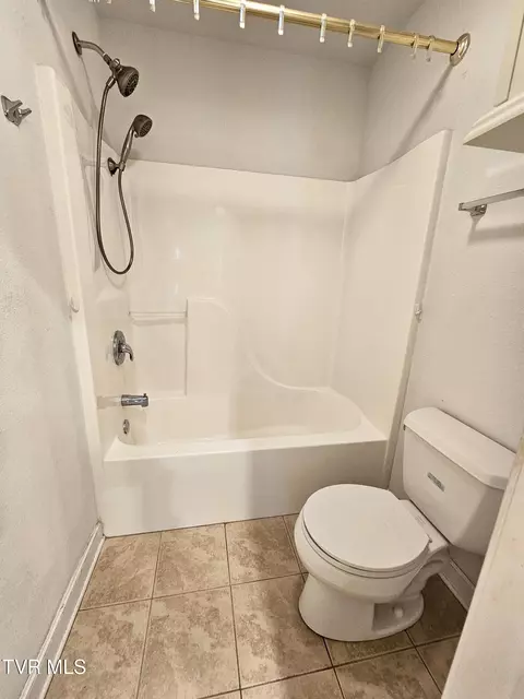 Bath - 485 Ebenezer Loop Chuckey Tn 37641, Chuckey, TN 37641 photo 1 of 2