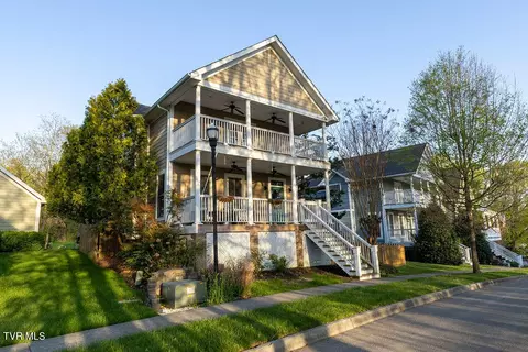 42 New Halifax Street Jonesborough Tn 37659, Jonesborough, TN 37659