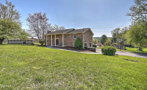 4828 Lake Park Court Kingsport Tn 37664, Kingsport, TN 37664
