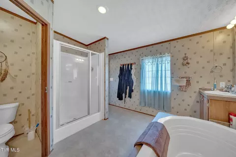 Bath - 460 Ebenezer Loop Chuckey Tn 37641, Chuckey, TN 37641 photo 3 of 3