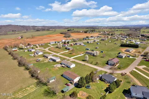 View/Area - 460 Ebenezer Loop Chuckey Tn 37641, Chuckey, TN 37641 photo 7 of 9