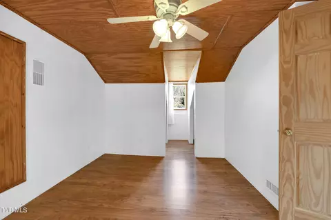 Bedroom - 320 Ray Kegley Road Erwin Tn 37650, Erwin, TN 37650 photo 6 of 6